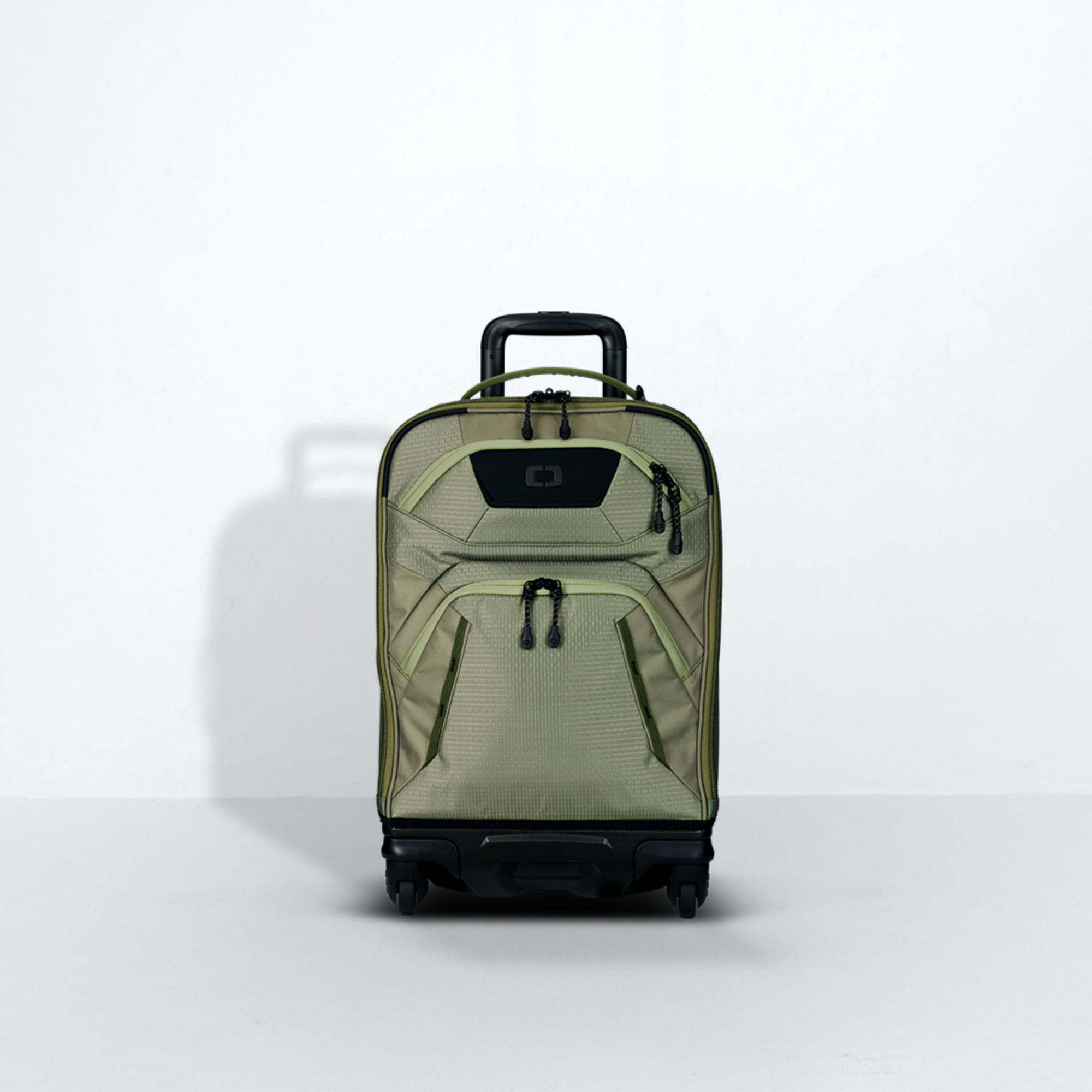 Renegade Pro 22" Luggage