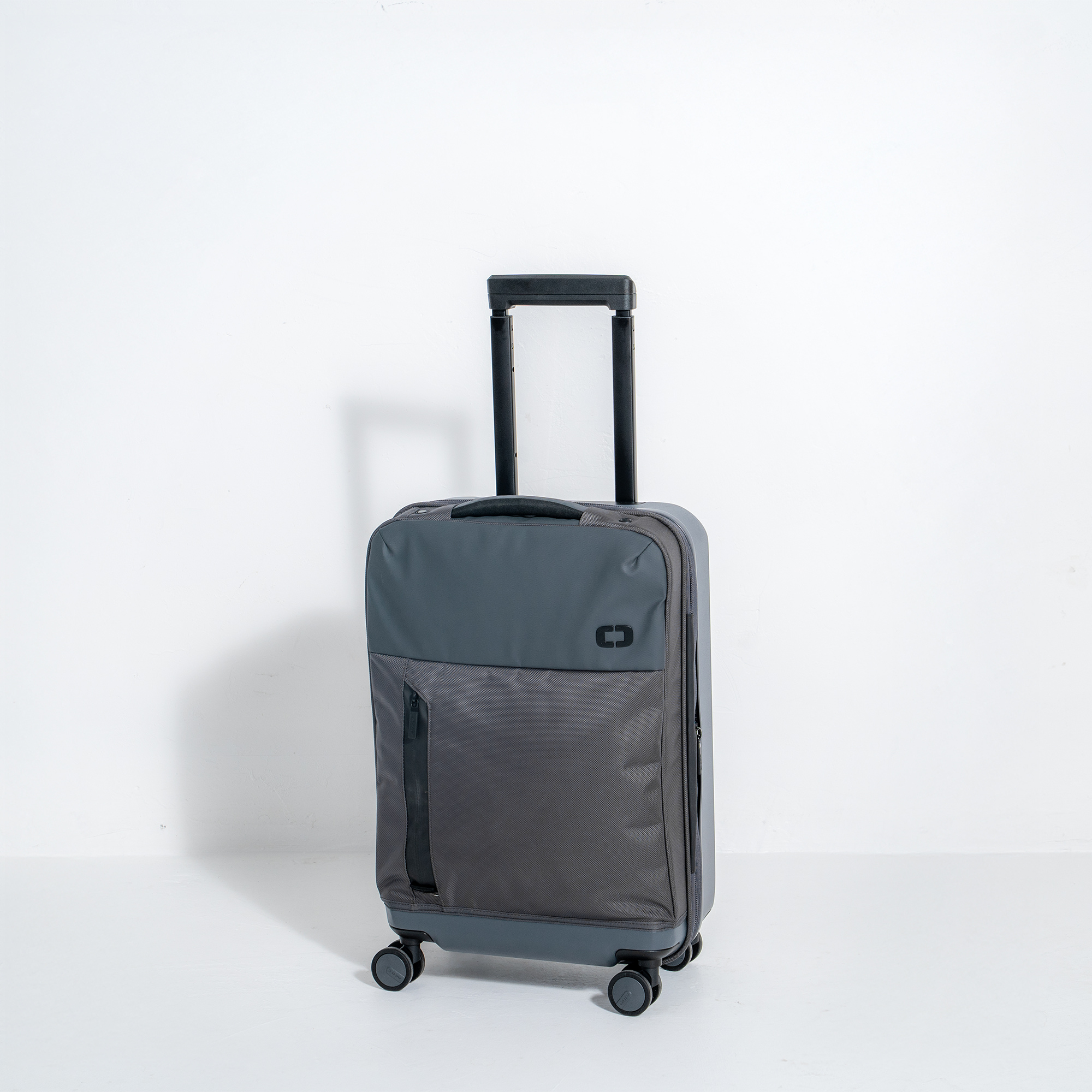 Pace Pro Hybrid Carry-On