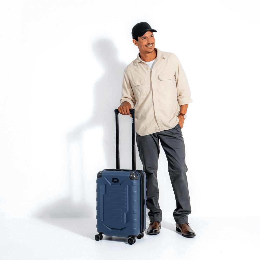 RENEGADE VAULT CARRY-ON BAG