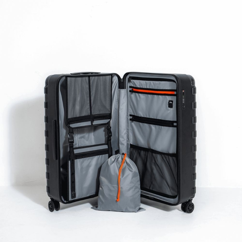 Renegade Vault Checked Bag Black
