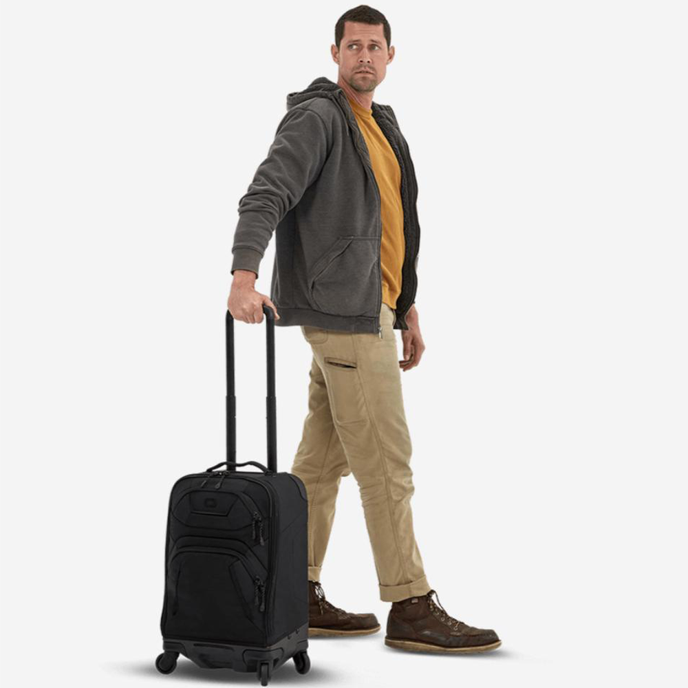 Renegade Pro 22‰ Luggage