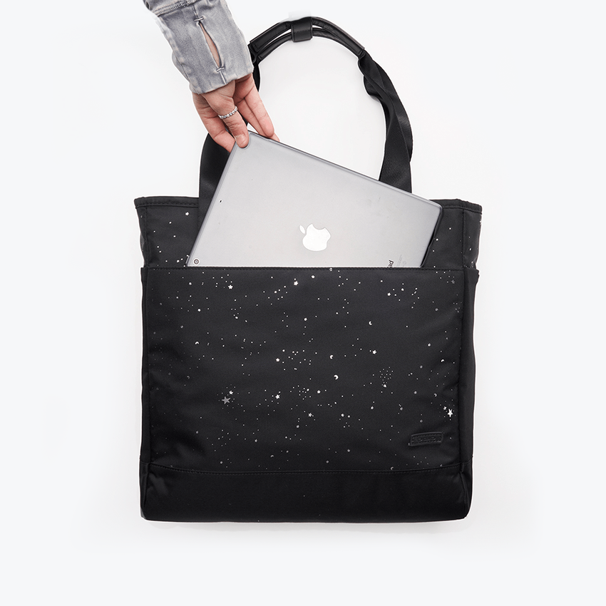 XIX Tote 18