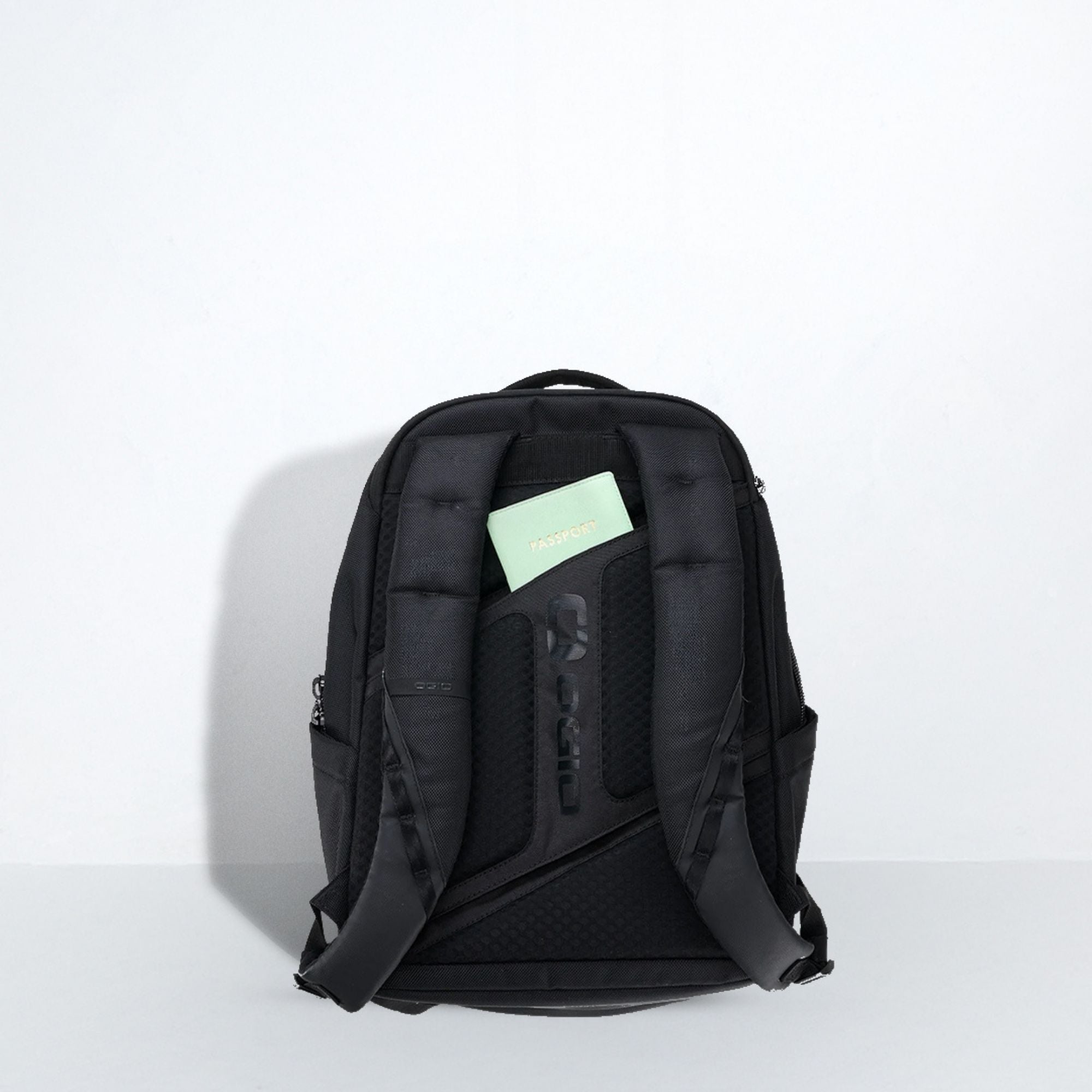 Pace Pro 20L Backpack - Black