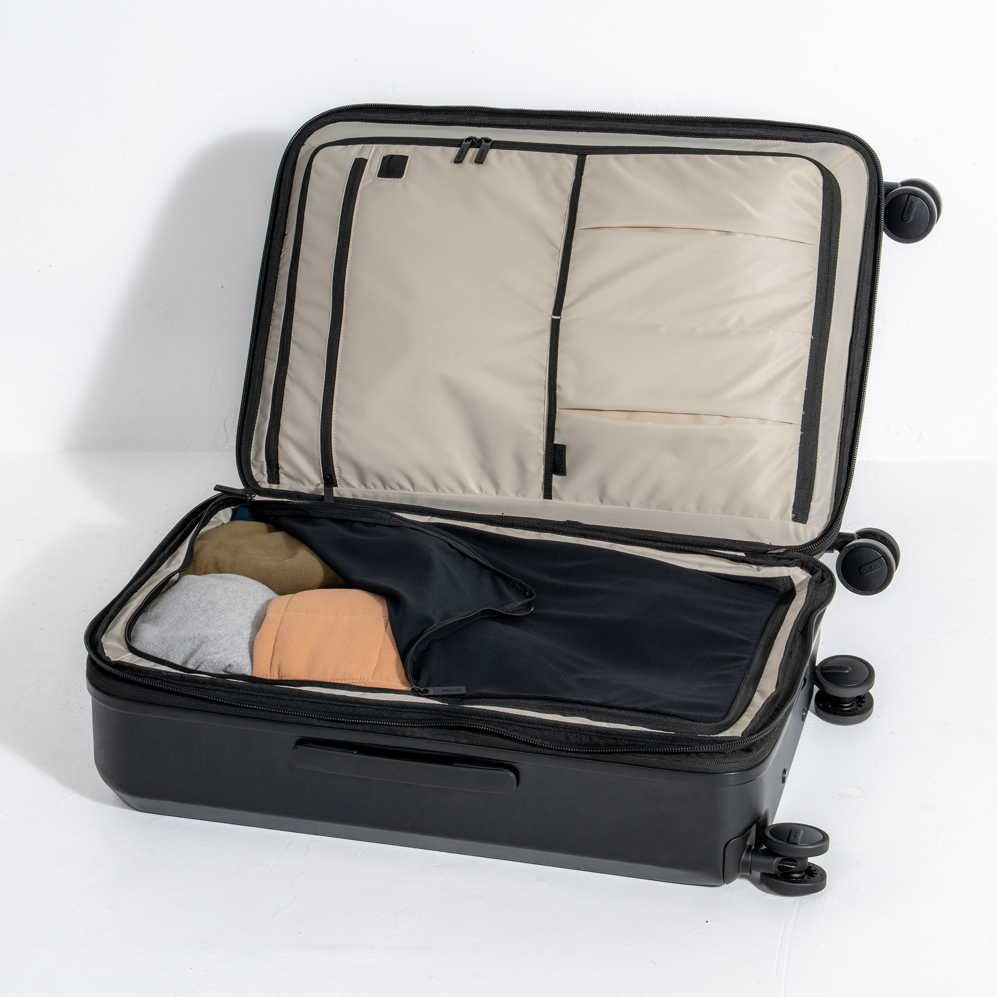 Pace Pro Hybrid Checked Bag
