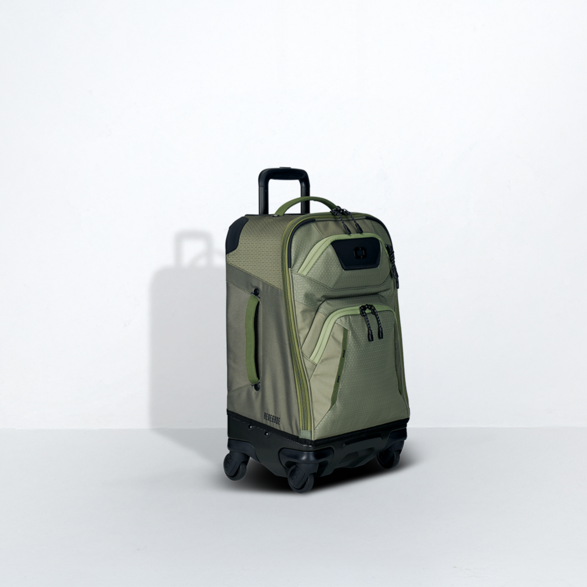 Renegade Pro 22" Luggage - Four Leaf Clover