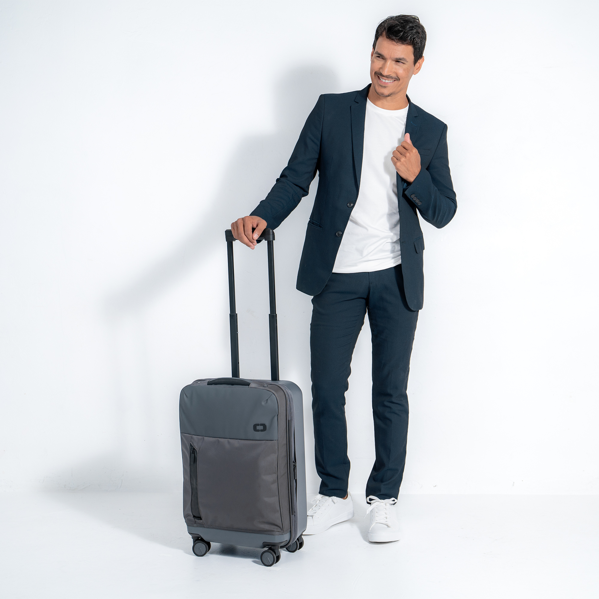 Pace Pro Hybrid Carry-On