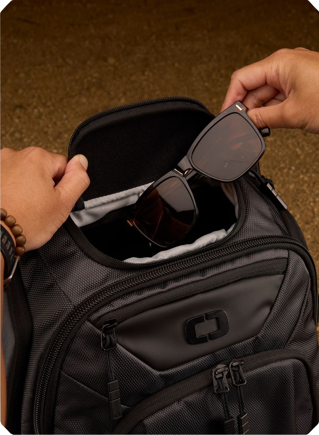 Crush Proof Tech Pocket