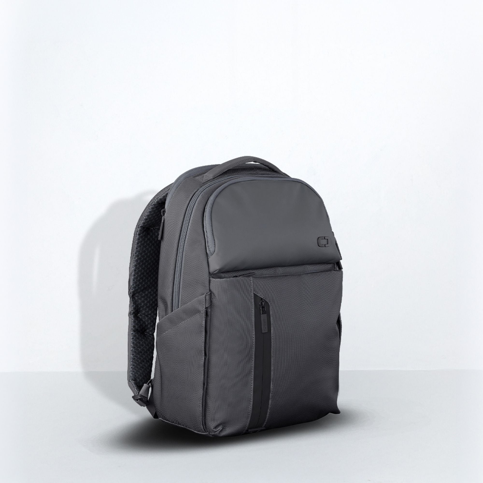 Pace Pro 20L Backpack - Grey Pinstripe