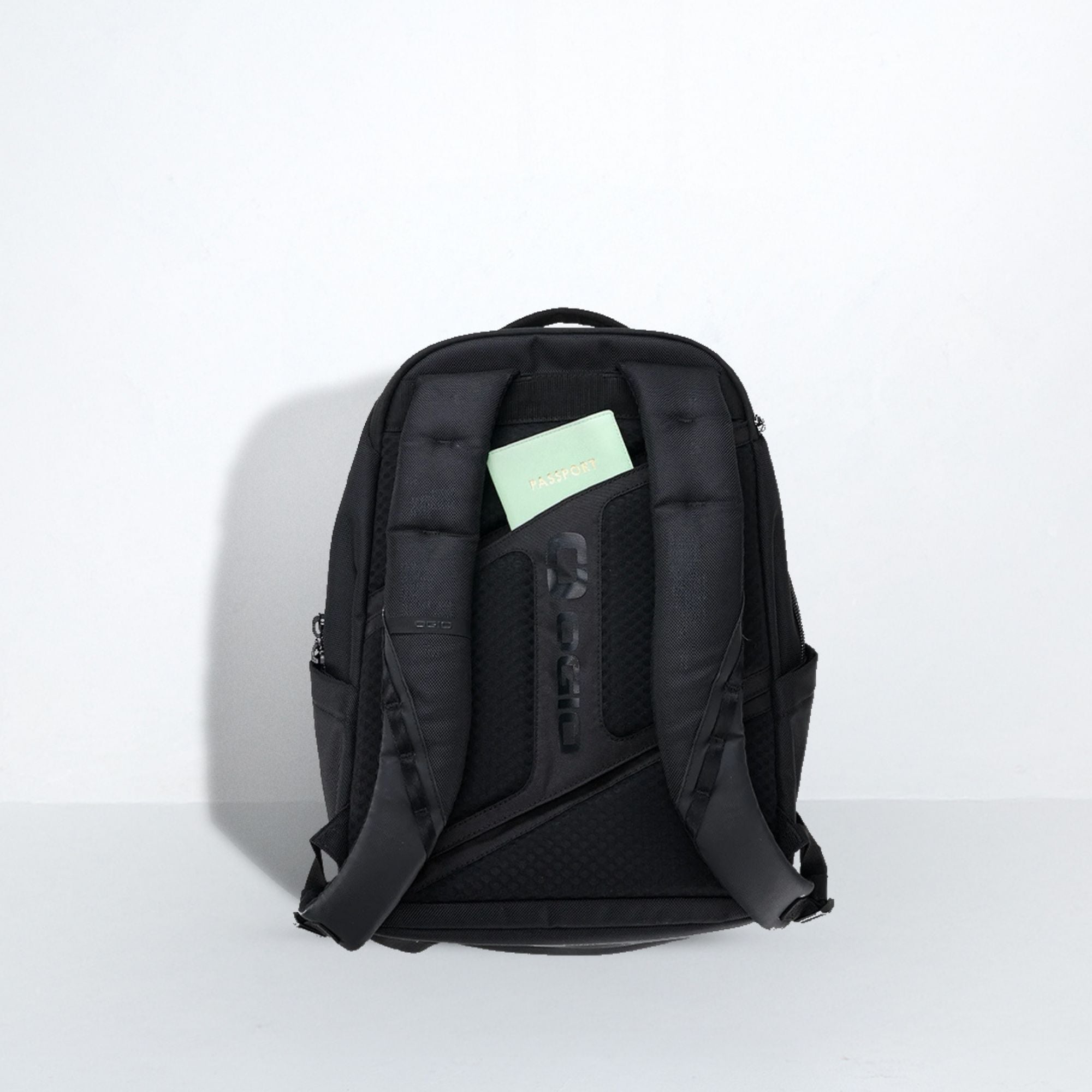 Pace Pro 20L Backpack - Grey Pinstripe