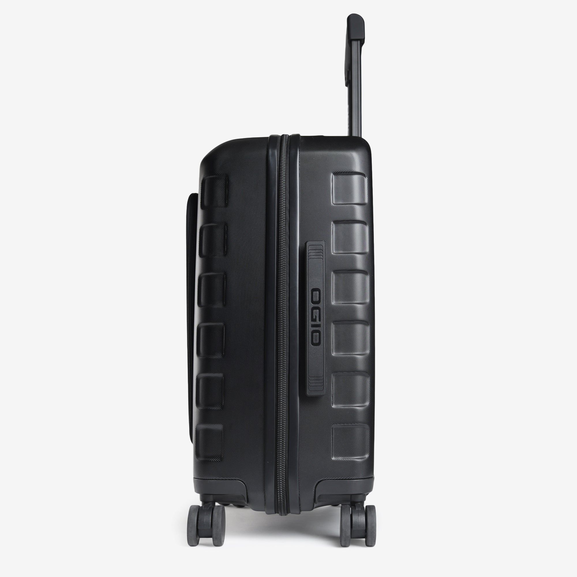 UTILITARIAN CARRY-ON SPINNER