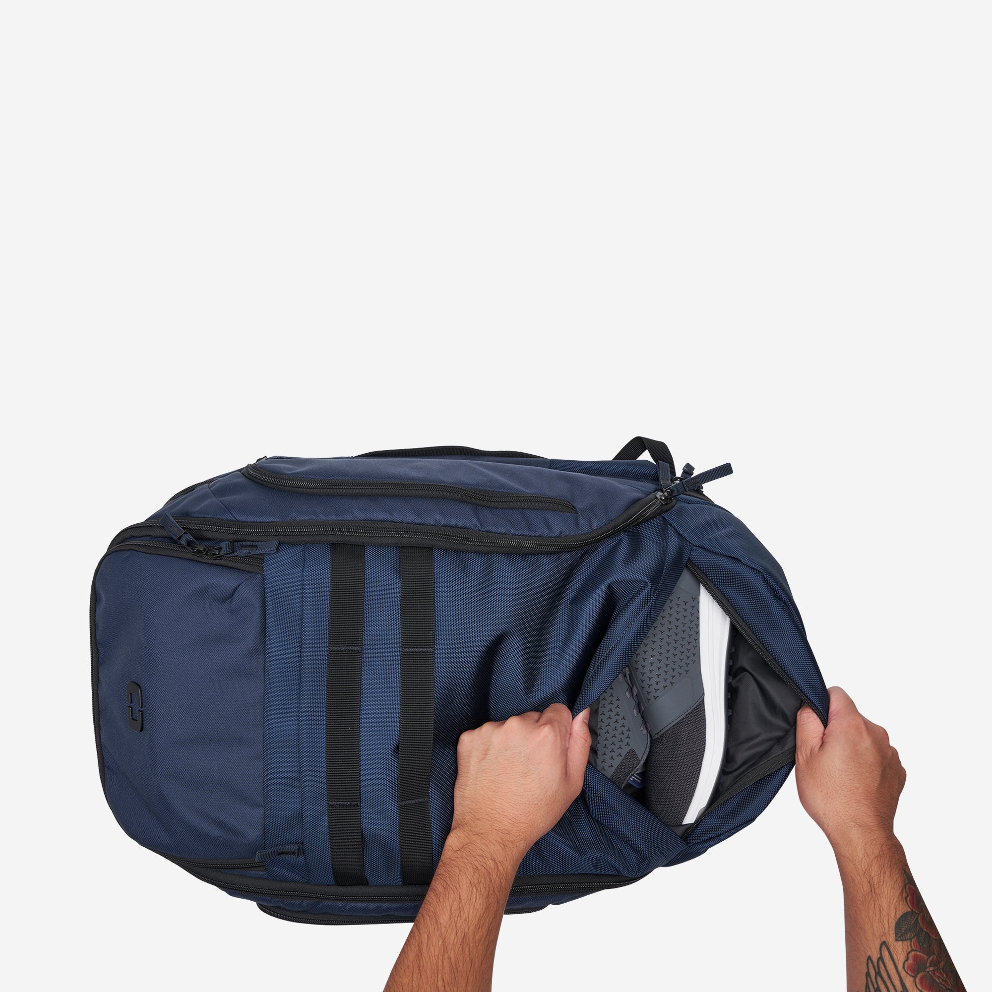 OGIO PACE PRO MAX TRAVEL DUFFEL PACK 45L