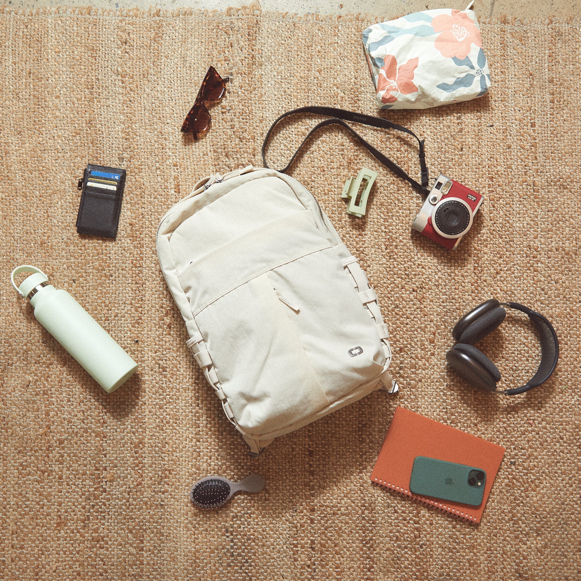 RISE BACKPACK - Vanilla Creme